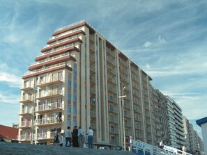 Exterior - Comfortable Apartment With View Over the City Blankenberge (Blankenberge)