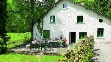 Rumah | Tempat makan