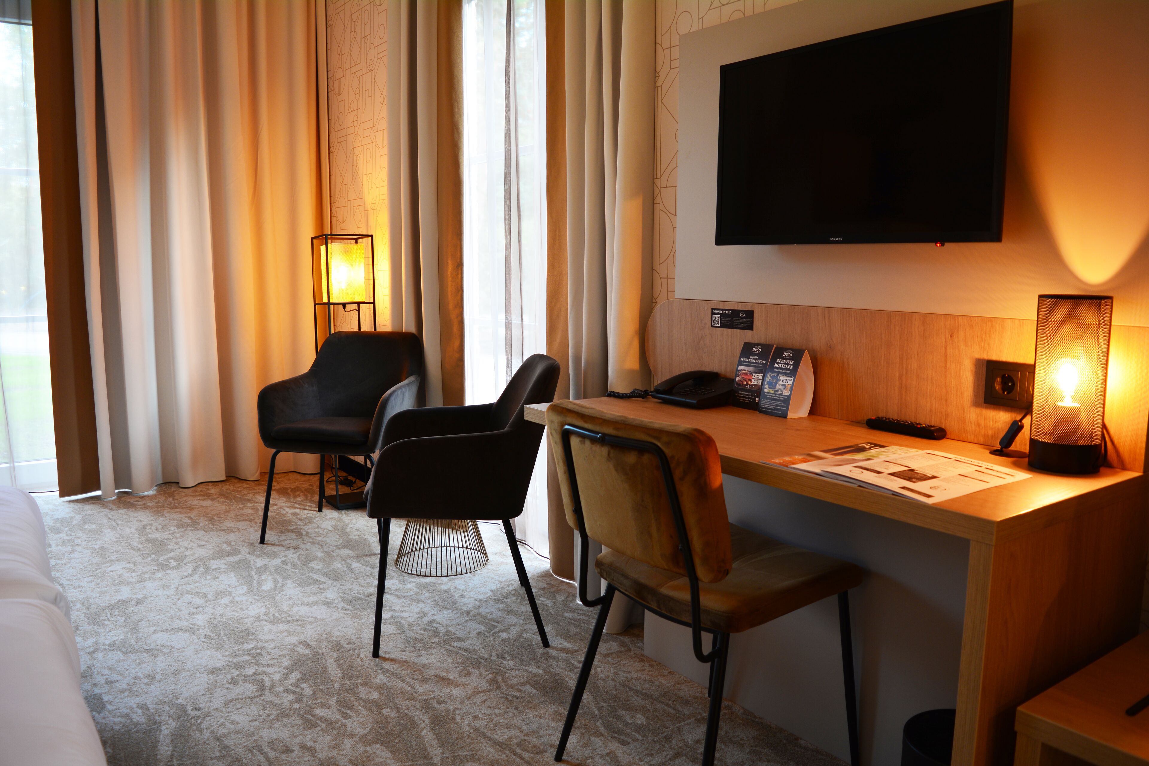 double room, accessible | 1 bedroom, in-room safe, desk, free wifi