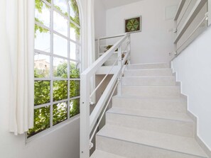 Reception - Deluxe Villa in Šibenik near Lake (Bilice)