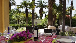 Balcony - Spacious Villa With Garden in Marsala Sicily (Marsala)