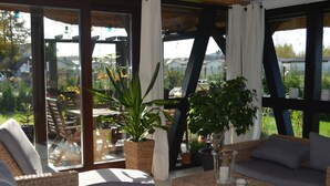House | Kolam renang