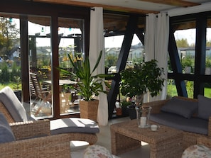 独立别墅 | 泳池 | 室内游泳池,室外游泳池