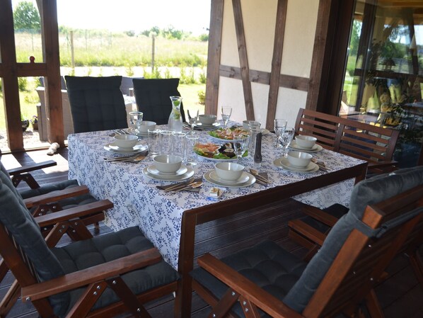 House | Dining
