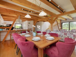 獨棟房屋 | 用餐區