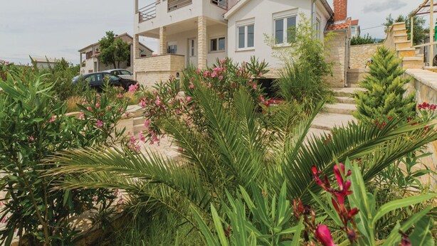 Garden - Spacious Villa in Maslenica With Swimming Pool (Jasenice)