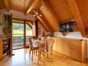 Dining - Stunning Apartment in Hornberg-reichenbach With Balcony (Hornberg)