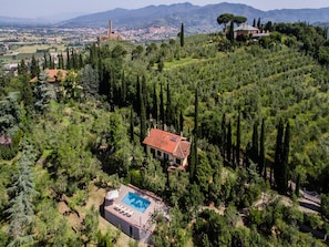 Villa | Exterior