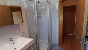 Bathroom - Cozy Villa With Private Swimming Pool in Kötschach-mauthen (Kotschach-Mauthen)