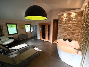House | Spa treatment