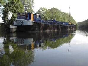 Mobile Home | Exterior - Cozy Boat in Merkem near Lake (Houthulst)