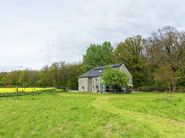 Exterior - Ecological House near Maredsous (Anhee)