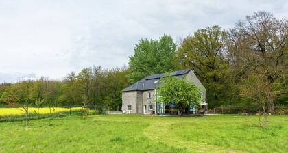 Ecological House near Maredsous
