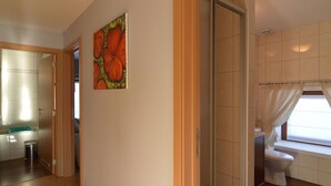 Bathroom - Spacious Holiday Home in Waimes With Heated Indoor Pool (Waimes)