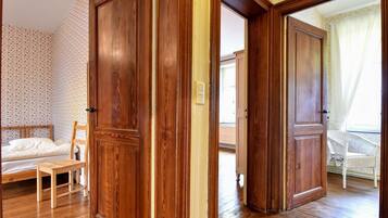 3 chambres, ameublement personnalisé