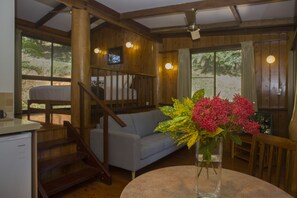 Comfort Cabin - Milkwood Lodge (Cooktown)