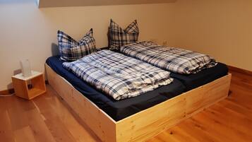 2 camere, ferro/asse da stiro, culla da viaggio, Wi-Fi gratuito