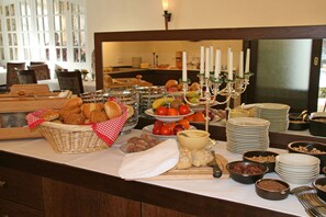 Dagelijks ontbijtbuffet (toeslag)