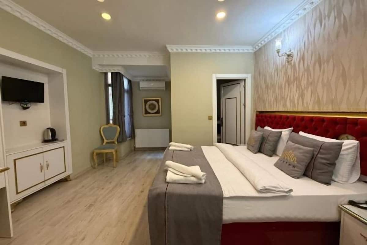 Minibar, phòng cách âm, truy cập Internet không dây miễn phí