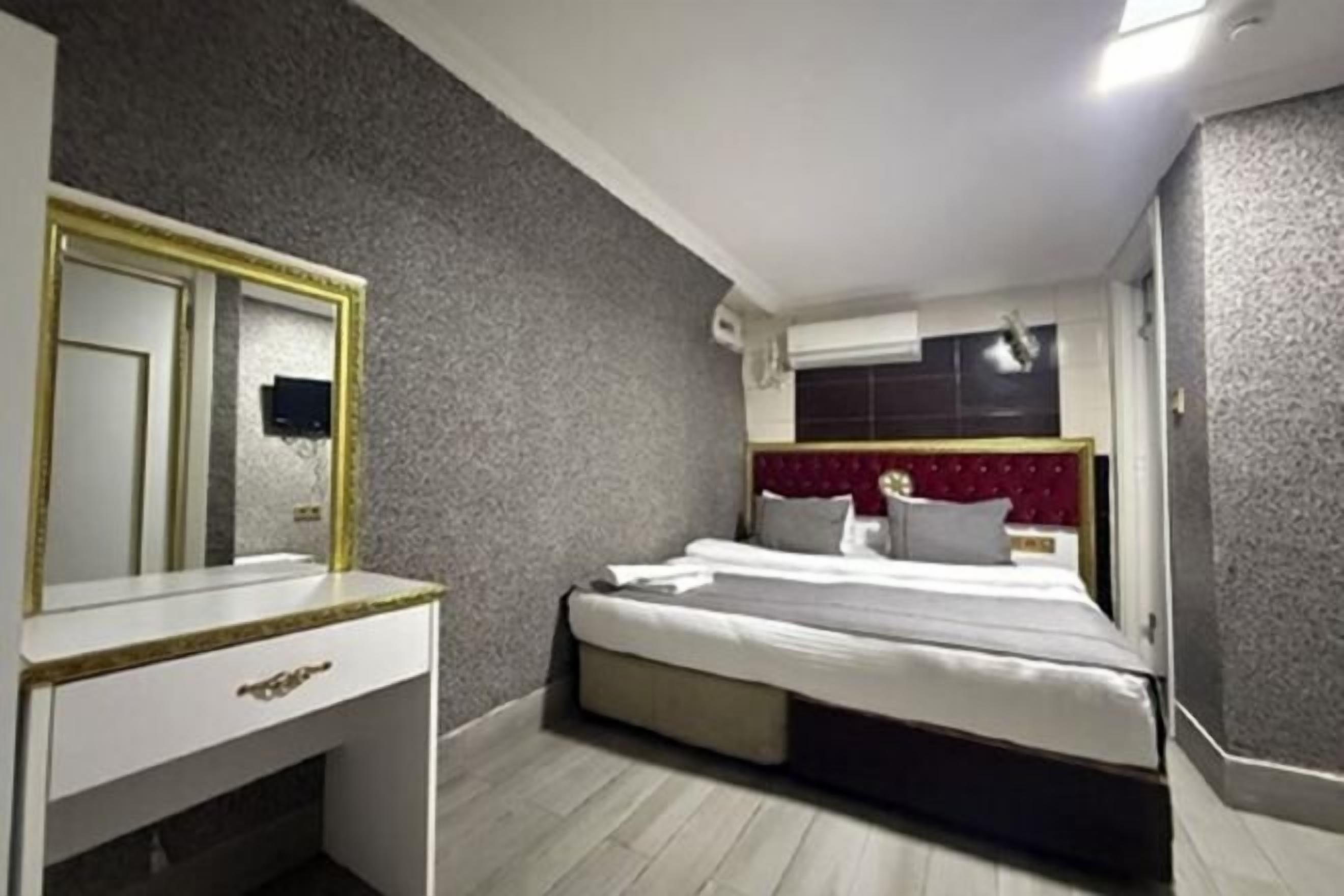 Minibar, sistema de insonorización, wifi gratis y ropa de cama 