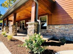 Luxury-Suite, 1 Schlafzimmer | Terrasse/Patio