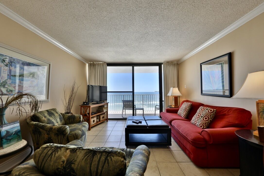 Gulf front living room!