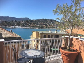 Apartment, 3 Bedrooms | Water view - Perla del mare (Rapallo)
