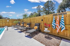 Terrace/patio - Lagoona Matata (private pool + dock) (Savannah)