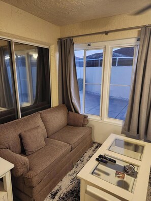 Smart TV, DVD player