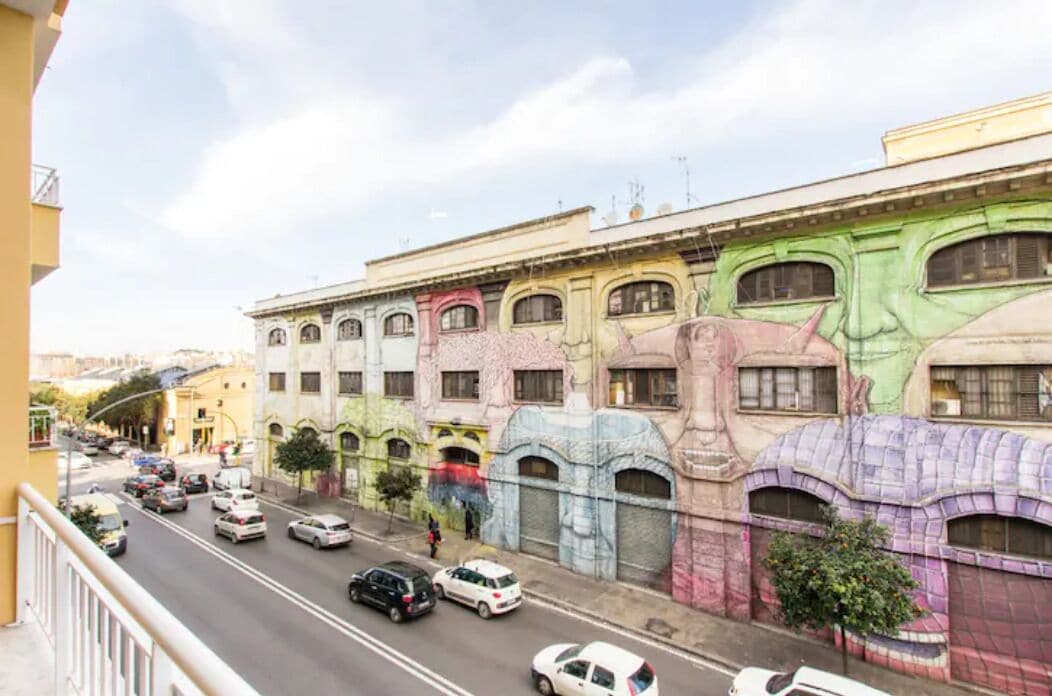 الإطلالة من المنشأة