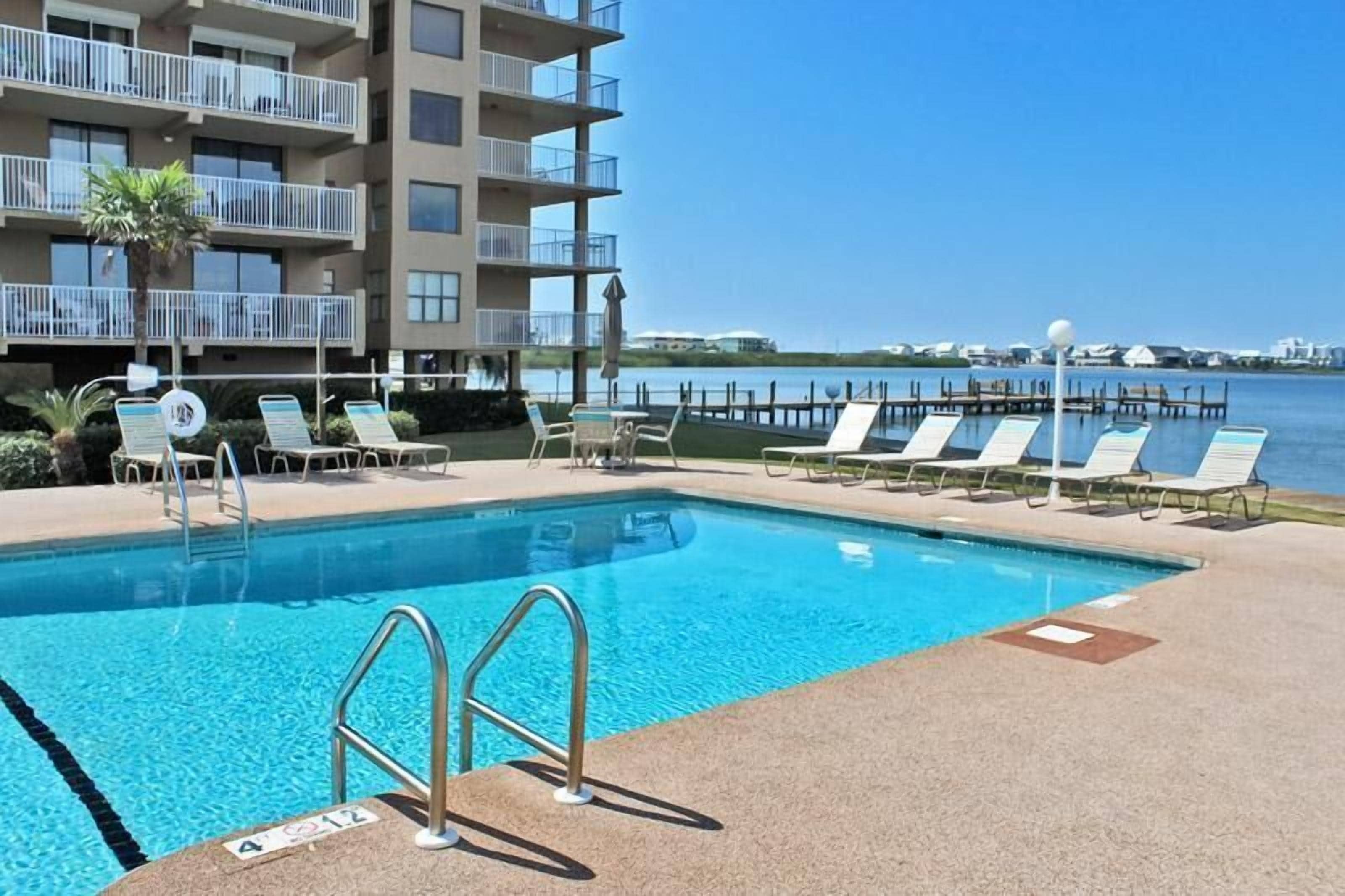 Apartment, Mehrere Betten (Compass Point 205) | Pool