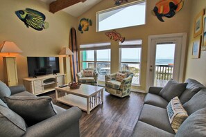 獨棟房屋, 多張床 (Cabana Beach House) | 客廳 | 電視