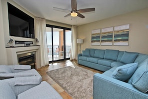 Condo, Multiple Beds (Broadmoor 304) | Living area