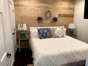 3 quartos, ferros/tábuas de passar roupa, Wi-Fi, roupa de cama