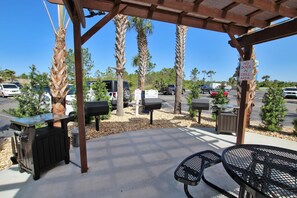 Condo, Multiple Beds (Grande Caribbean 418) | Outdoor dining