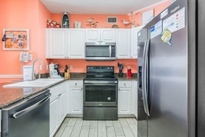 Condo, Multiple Beds (Legacy 102) | Private kitchen