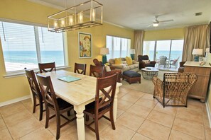 Condo, Multiple Beds (Marlin Key 4G) | Dining
