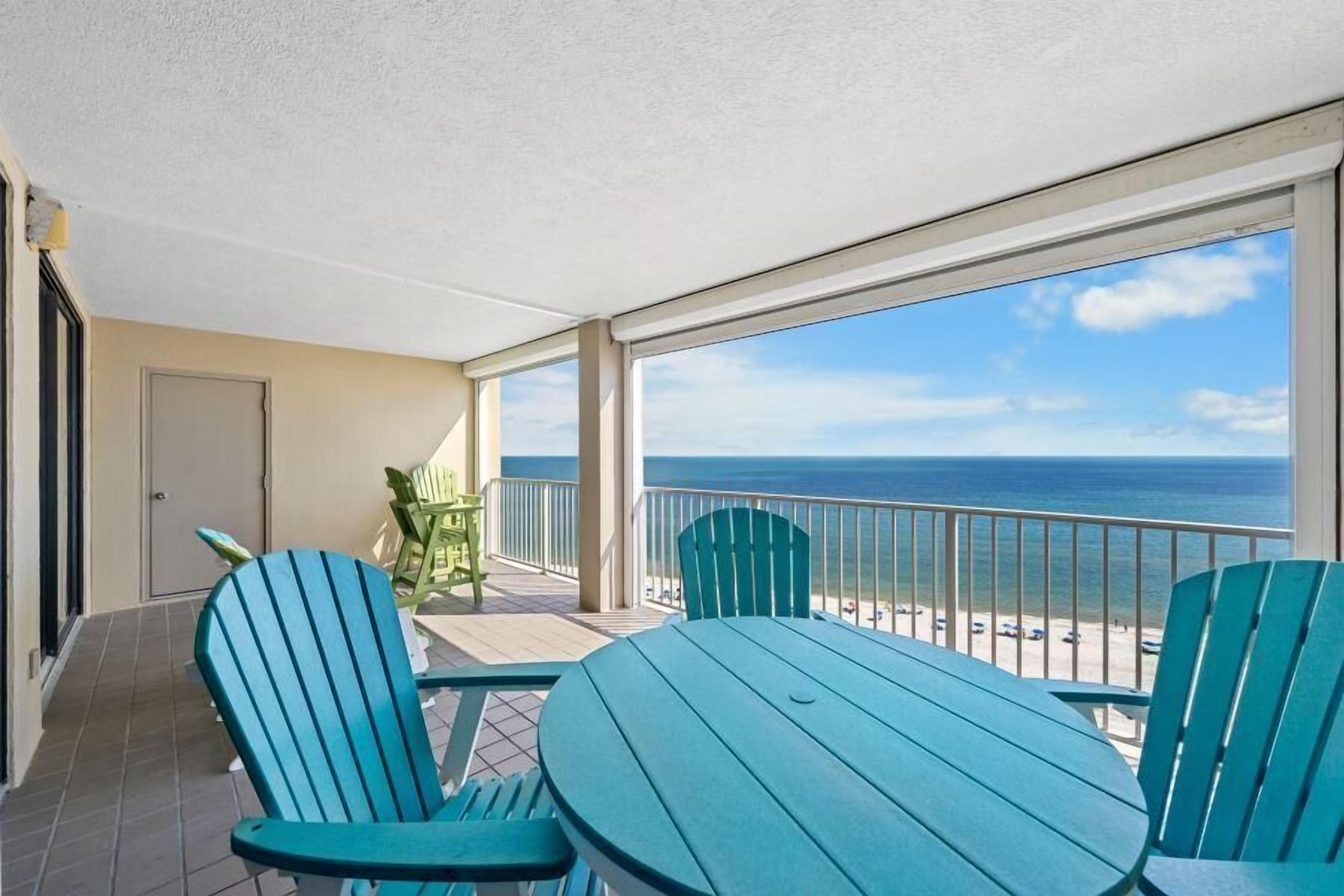 Condo, Multiple Beds (White Caps 1404) | Outdoor dining