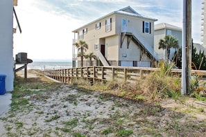 Condo, 1 King Bed with Sofa bed (Seascape 102) | Property grounds