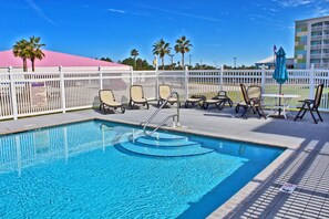 Condo, 1 King Bed with Sofa bed (Seascape 102) | Pool