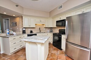 Condo, Multiple Beds (Pelican Pointe 803) | Private kitchen - Pelican Pointe 803 (Orange Beach)