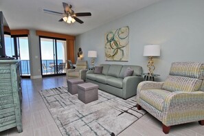 Condo, 1 King Bed with Sofa bed (Phoenix X 1208) | Living area