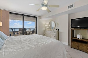 2 bedrooms, individually decorated, individually furnished - Perdido Quay 501 (Orange Beach)