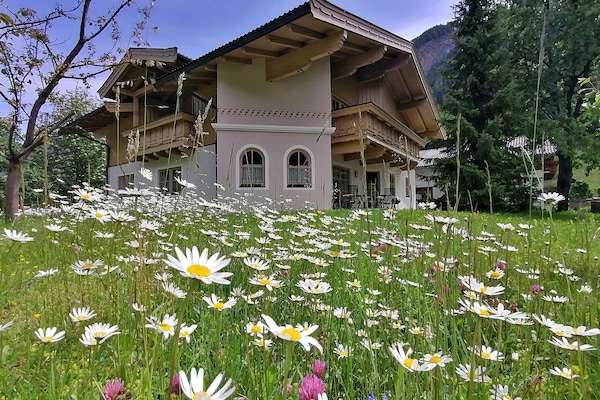 Großer Garten / Big private garden