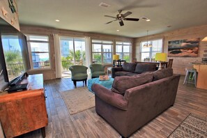 House, Multiple Beds (Serendipity Sands) | Living room