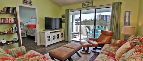 Condo, Multiple Beds (Palmetto 306) | Living room | TV, DVD player