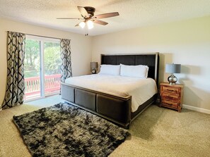 5 Schlafzimmer, Schreibtisch, WLAN, Bettwäsche