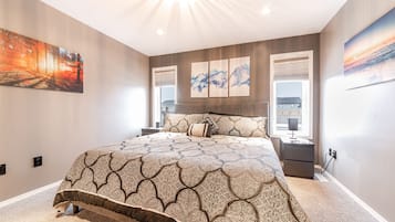 2 Schlafzimmer, Schreibtisch, Bügeleisen/Bügelbrett, Reisekinderbett