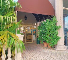 Entrada al alojamiento