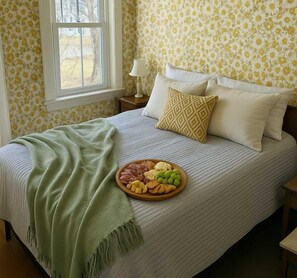 2 bedrooms, WiFi, bed sheets